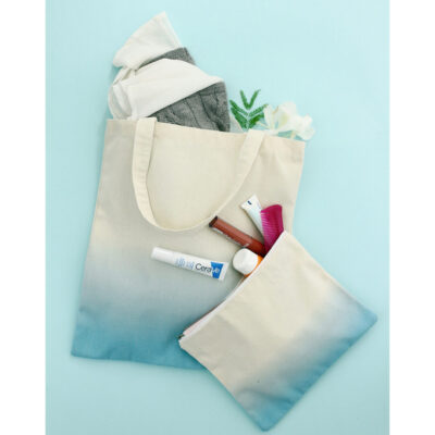 SET DE BOLSA Y COSMETIQUERA Set de bolsa y cosmetiquera sin duda ideales para tu campaña ademas son de algodon para promover el cuidado del medio ambiente